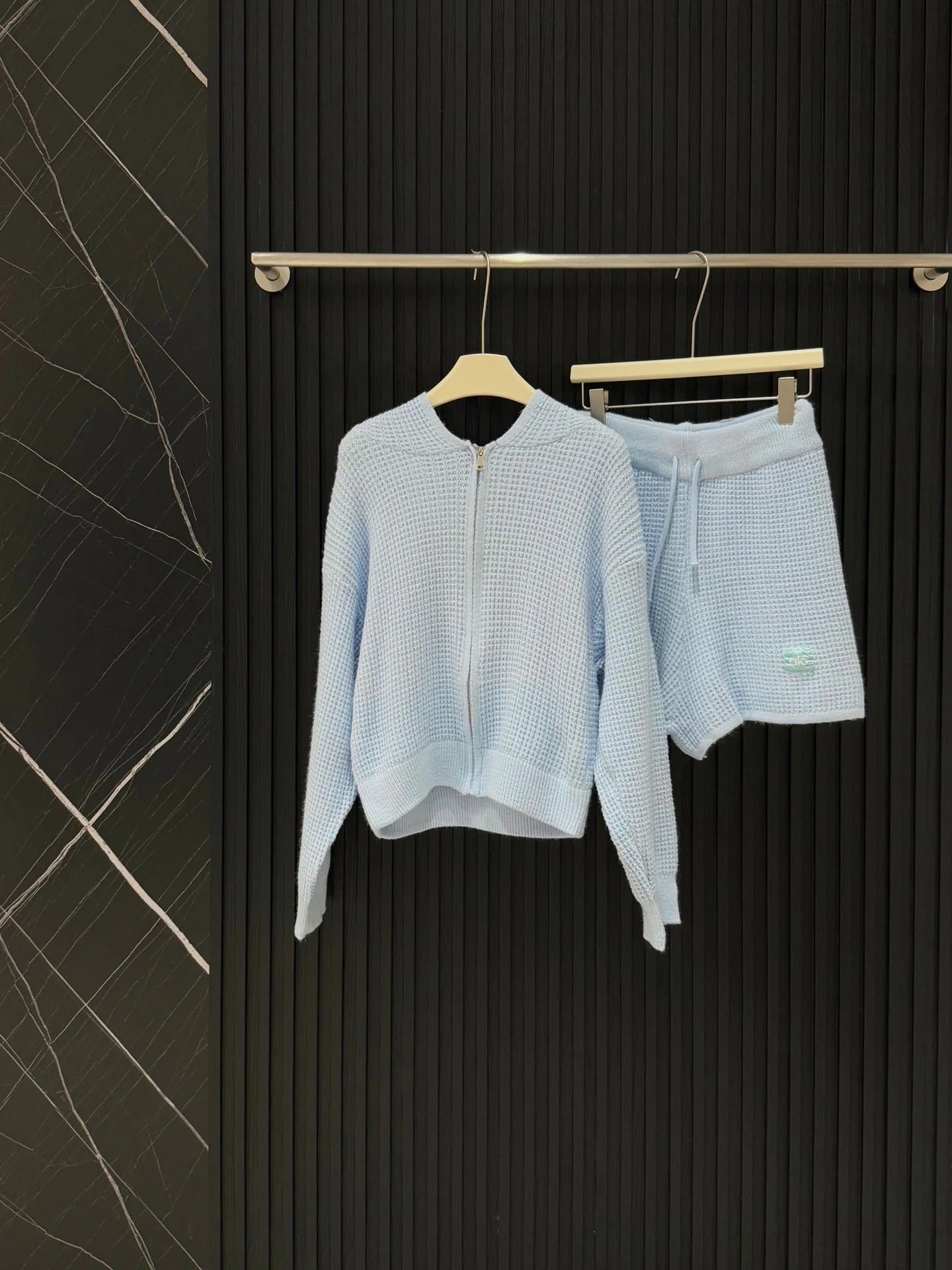 ALO KNIT CARDIGAN & SHORTS SET STYLE 35